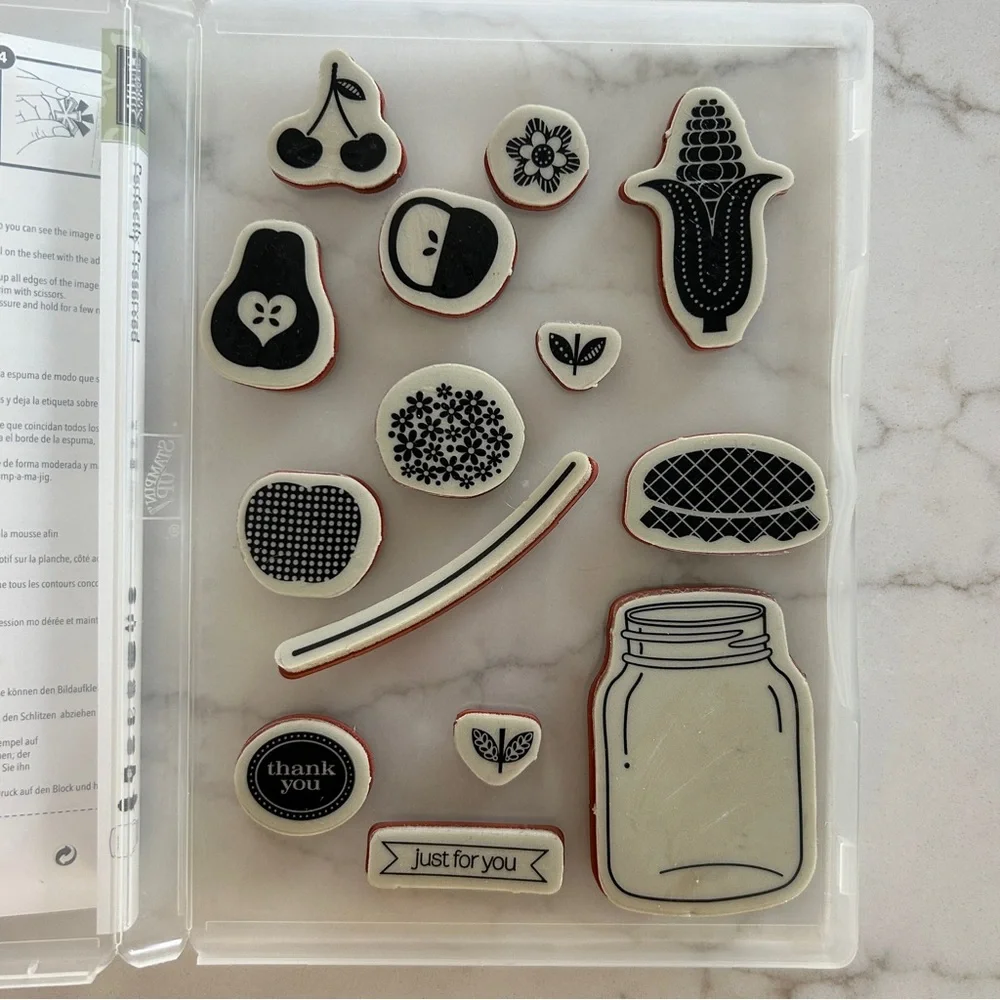 Stampin Up Perfectly Preserved and Cannery Set Framelits‎ Bundle